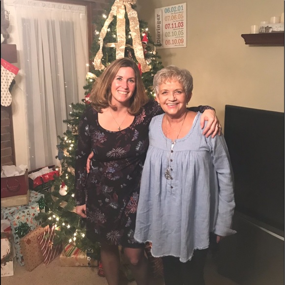 🌸💖Welcome To My Closet & I’ll Take Care Of You - Picture 3 of 7